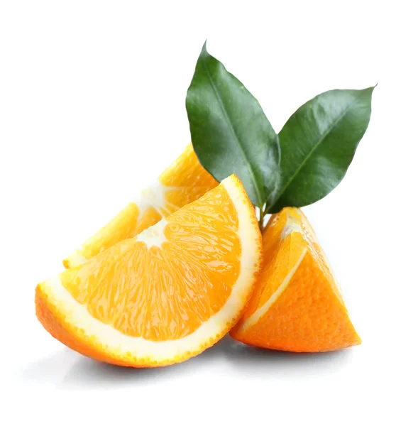 Orange mûr isolé sur blanc — Photo