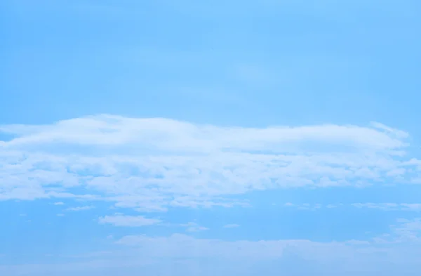 Bellissimo cielo blu — Foto Stock
