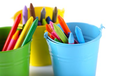 Renkli pastel boya kalemi sahipleri