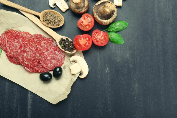Voedingsmiddelen en nieuwe voedselingrediënten voor het koken — Stockfoto