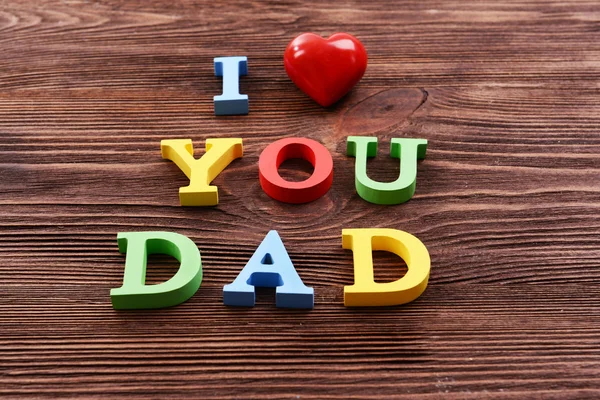Inscriptie ik liefde u papa van kleurrijke brieven gemaakt — Stockfoto