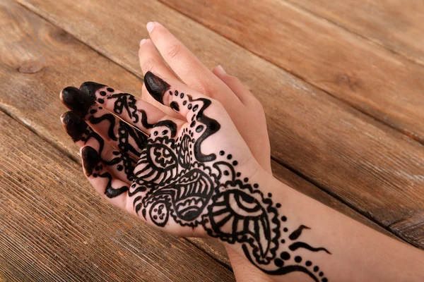 Ręcznie malowane henną — Zdjęcie stockowe
