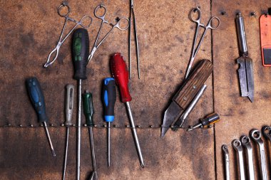 çalışma alanı üzerinde farklı araçlar