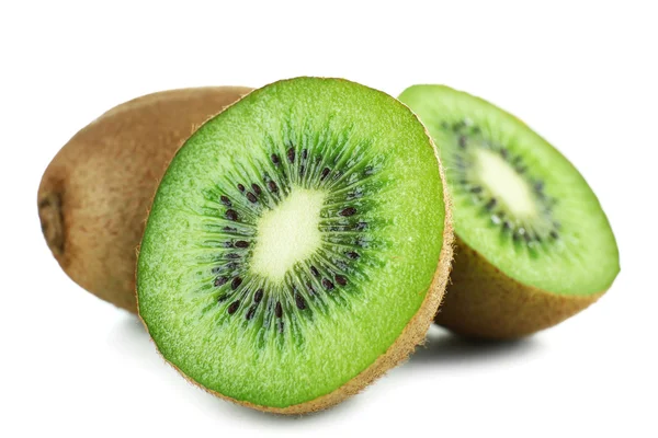 Fruta kiwi suculenta isolada em branco — Fotografia de Stock