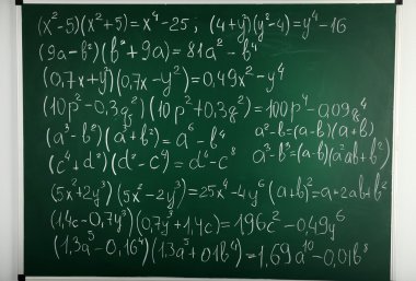 matematik formülleri blackboard arka plan üzerinde