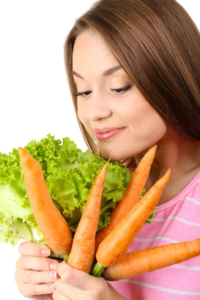 Mujer joven y saludable con zanahoria y lechuga aisladas en blanco — Foto de Stock