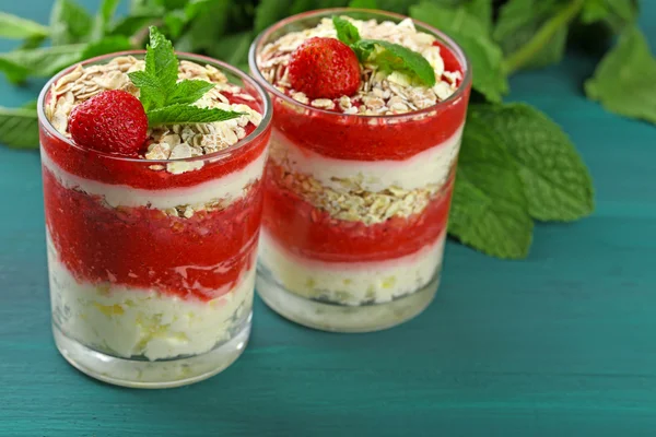 Dessert with fresh strawberry — Stock Photo, Image