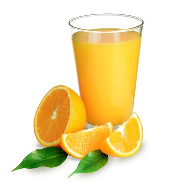 Beyaz üzerine izole edilmiş bir bardak portakal suyu.