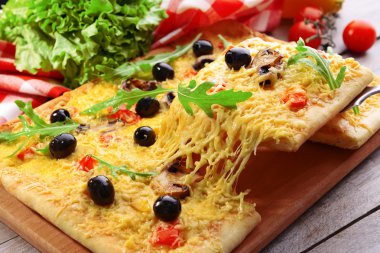 lezzetli ev yapımı pizza