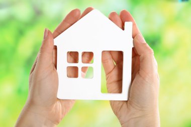 Evin model holding eller