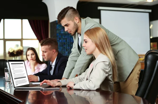 Business people working in conference room — Stock Photo, Image