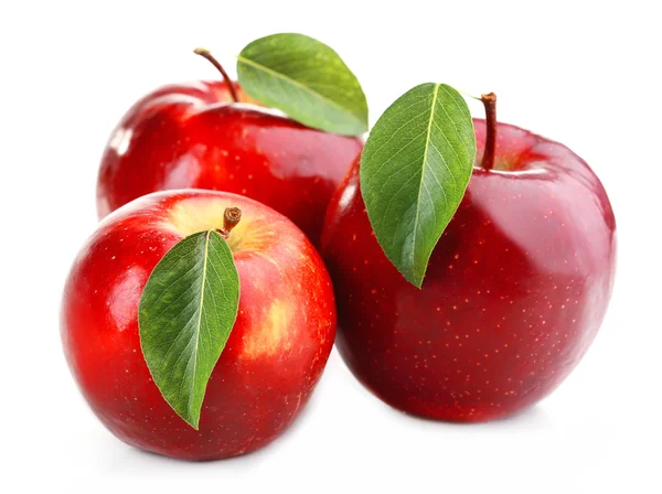 红色苹果在白色上被隔离 — 图库照片