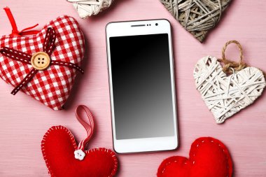 Beyaz akıllı telefon