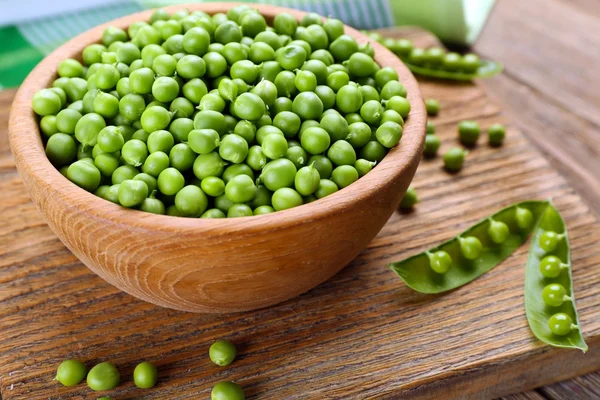 Guisantes verdes frescos — Foto de Stock