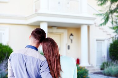 onların rüya evinde seven Çift