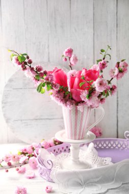 Bahar buket renkli kupa