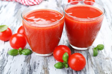 domates suyu ile sebze