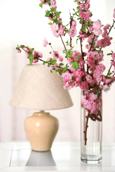 Spring bouquet in vase — Stock Photo, Image