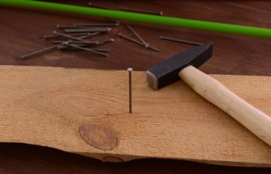 çalışma alanı inşaat araçları ile