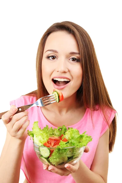 Giovane donna con ciotola di vetro di insalata dieta isolata su bianco — Foto Stock