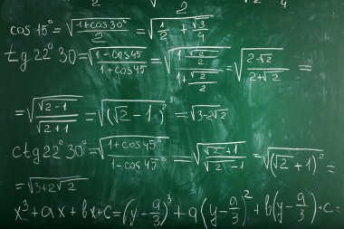 matematik formülleri blackboard arka plan üzerinde
