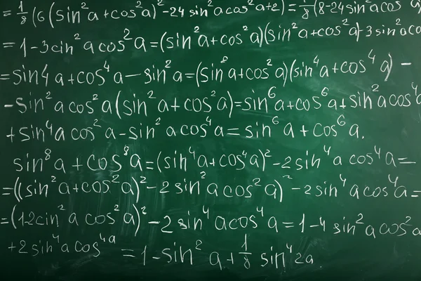 Wzory matematyczne na tablica tło — Zdjęcie stockowe