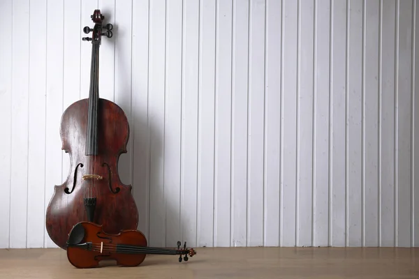 Hudební nástroje na pozadí Dřevěná prkna — Stock fotografie