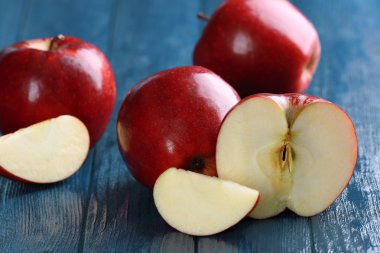 Heap of ripe red apples