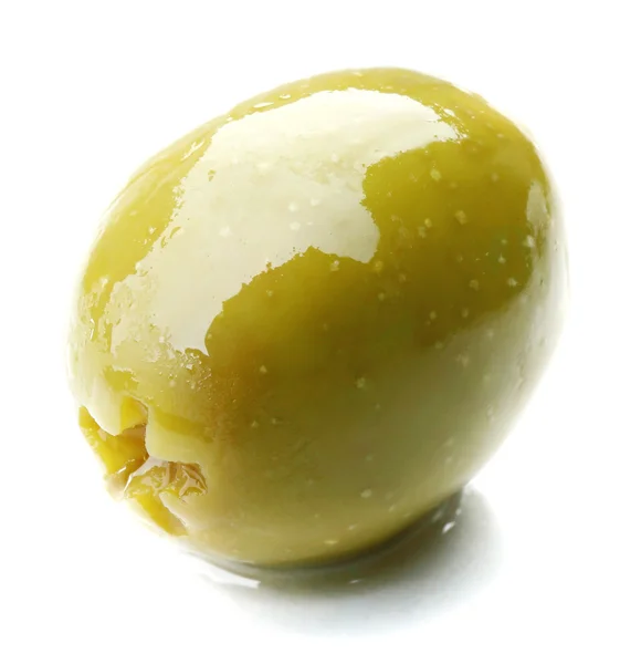 Oliva verde isolato su bianco — Foto Stock