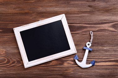 ahşap arka plan üzerinde seyahat yazıt