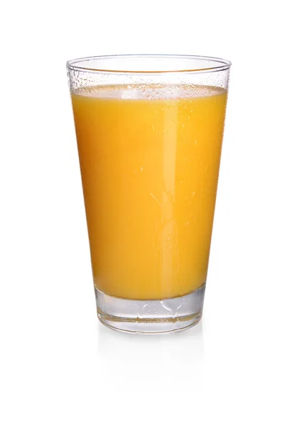 Склянка апельсинового соку ізольовано на білому — стокове фото