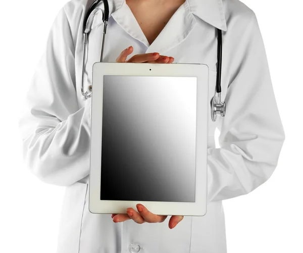 Médico com estetoscópio e comprimido digital, isolado em branco — Fotografia de Stock