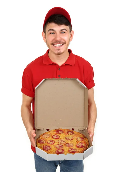 Bezorger met kartonnen pizzadoos geïsoleerd op wit — Stockfoto