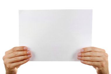 Erkek eli boş kağıt üzerine beyaz holding