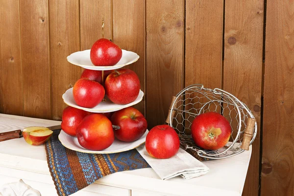 Tasty ripe apples — Stock Photo, Image