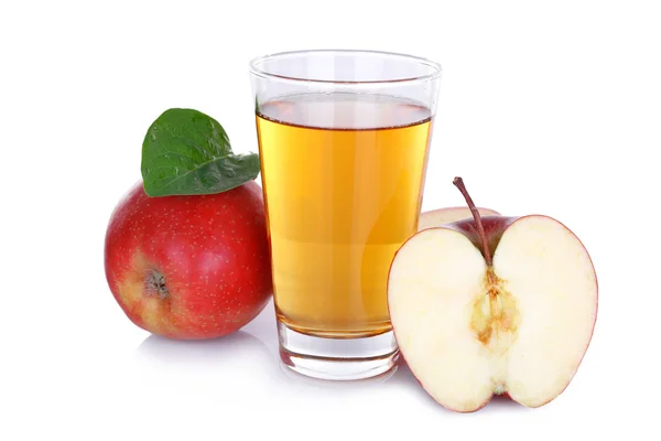 Vaso de zumo de manzana con manzanas rojas aisladas sobre blanco — Foto de Stock