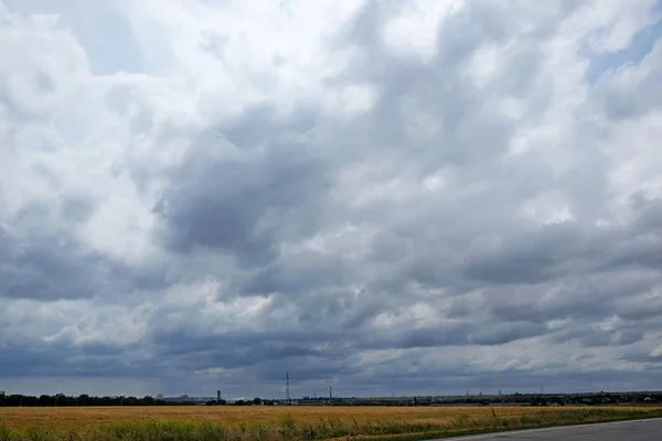 Nuvens de chuva — Fotografia de Stock