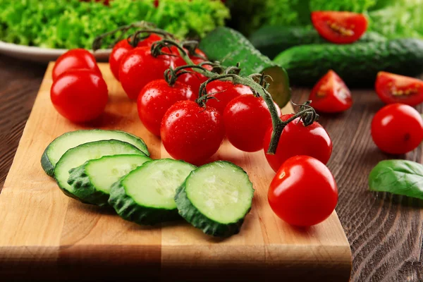 Fresh vegetables on wooden table, closeup — Stock Photo, Image