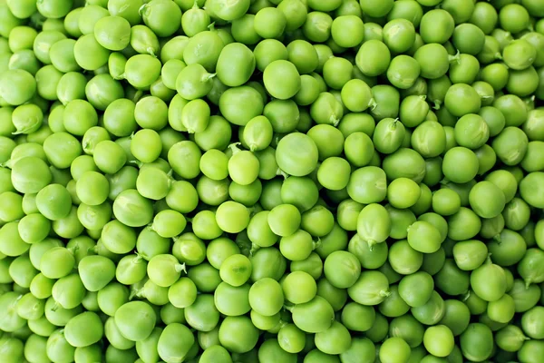 Heap of fresh green peas close up — Stock Photo, Image