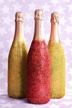 Parlak kağıt arka plan şampanya şişe