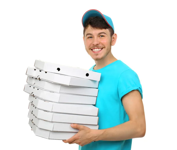 Доставка мальчика с картонной коробкой пиццы изолированы на белом — стоковое фото