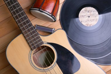 Vinil kayıtları ve Afrika davul gitar