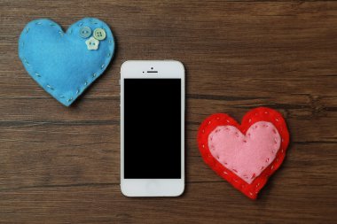 Beyaz akıllı telefon