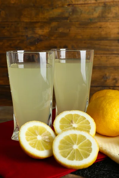 Zátiší s citronovou šťávou — Stock fotografie