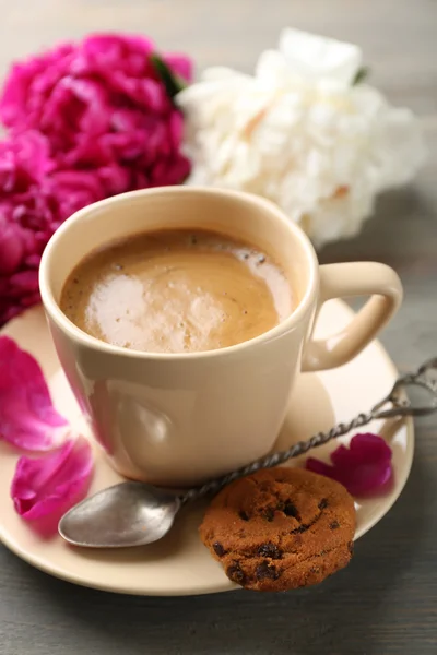 Composição com xícara de café — Fotografia de Stock