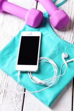 Hareket eden telefon ve kulaklık