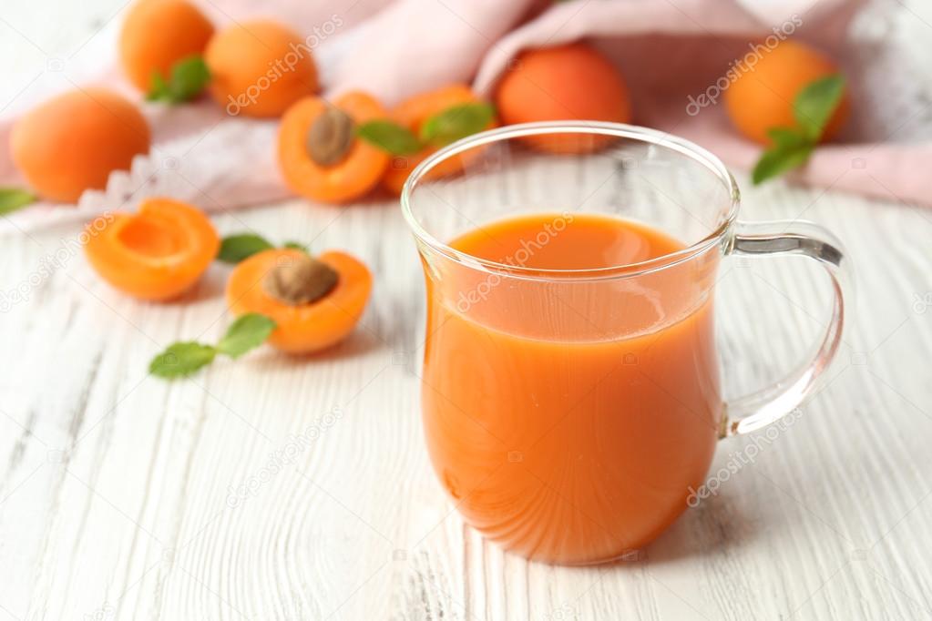 абрикосовый сок шарбат. абрикос шарбат. сок абрикосовый щербет. цвет абрикосовый сок. абрикосовый сок польза.