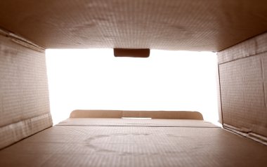 Karton kutu içinde görünüm