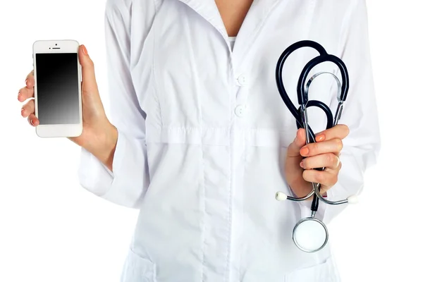 Medico con stetoscopio e smartphone — Foto Stock