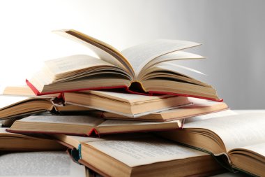 çok açık kitap